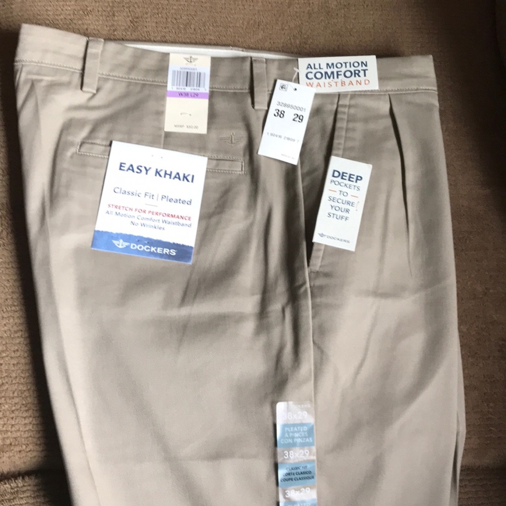 NWT Men’s Dockers Khaki pants size 38x 29